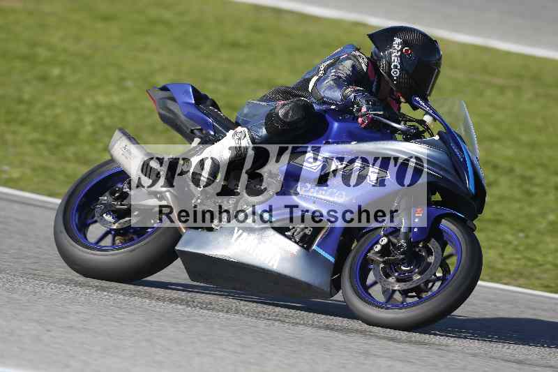 /Archiv-2025/02 28.-31.01.2025 Moto Center Thun Jerez/gruen-green/404